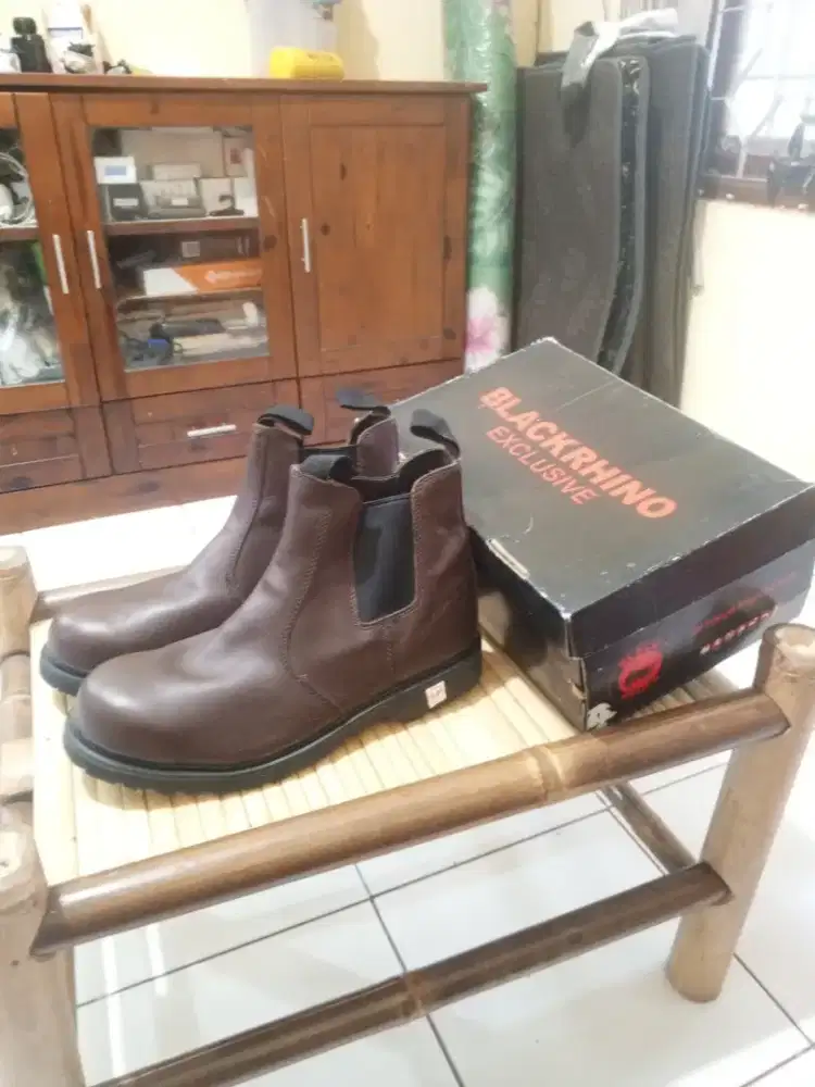 Sepatu Safety New