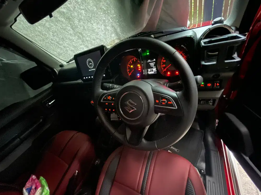 Jual cepat Suzuki Jimny km 3rb 2024