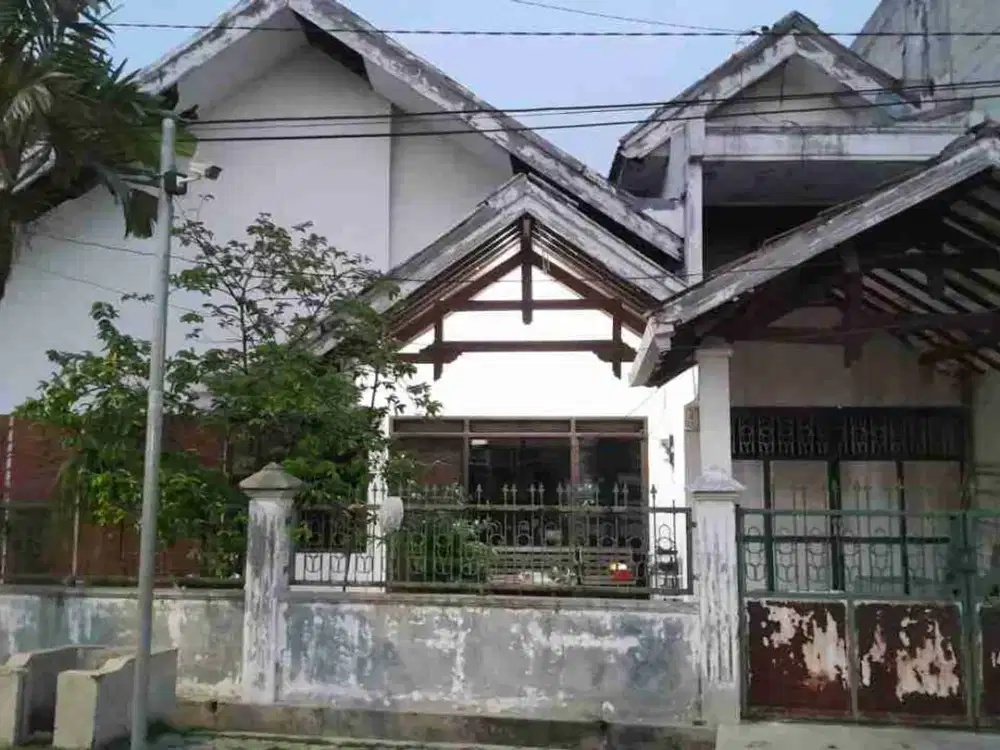 ROW JALAN LEBAR HOOK‼️Dijual Rumah Manyar Tirtoyoso