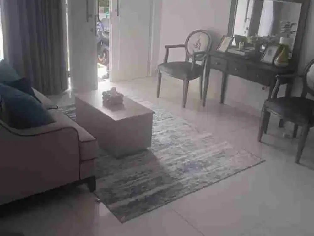 Di Sewakan Rumah 2 Lantai Full Furnished Cluster Adhi Griya Bambu Apus Jalarta Timur