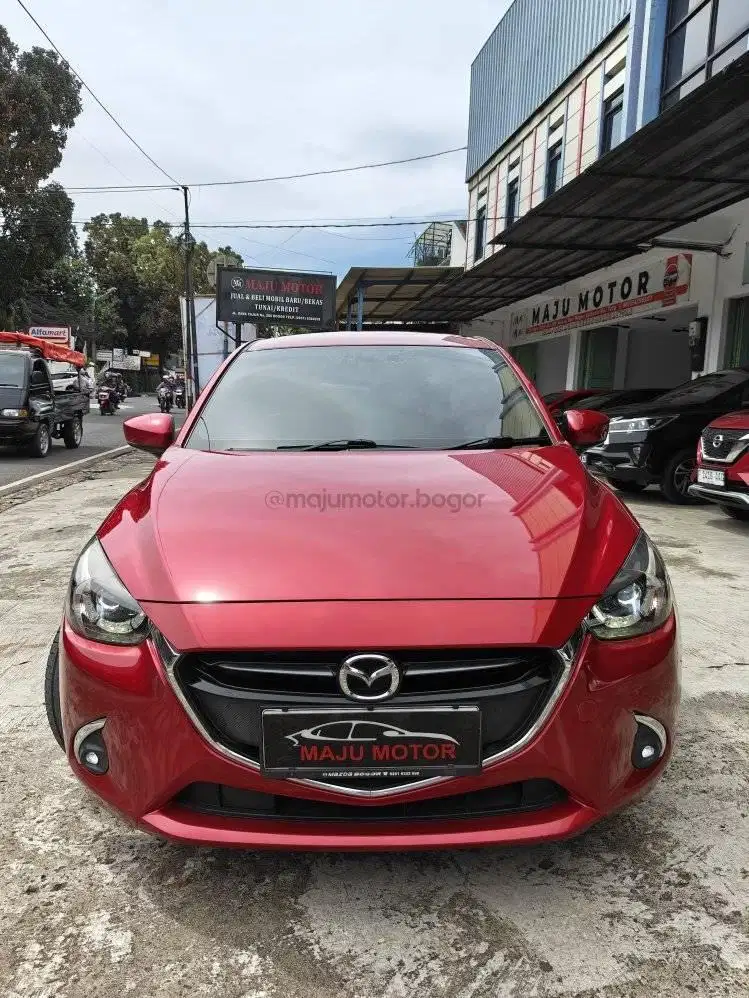 LOW KM! MAZDA 2 R 2017 SKYACTIVE MATIC