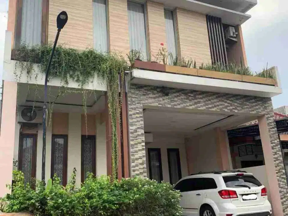 DEKAT UNESA‼️DIJUAL RUMAH MODERN MINIMALIS ROYAL KETINTANG REGENCY
