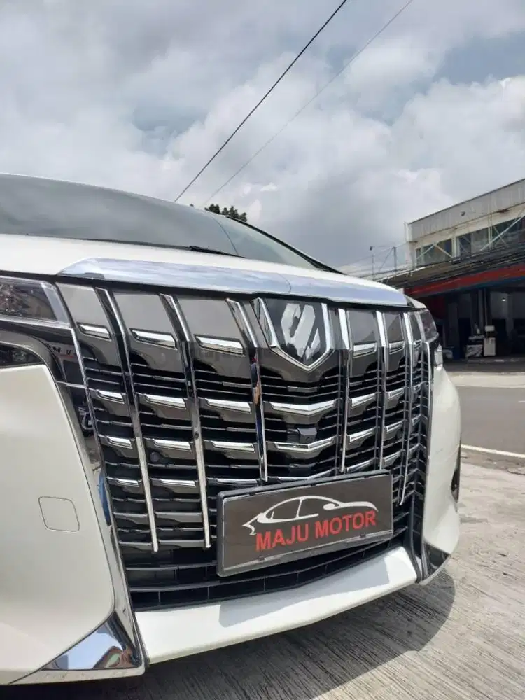 SUPERLOW KM! TOYOTA ALPHARD G 2022