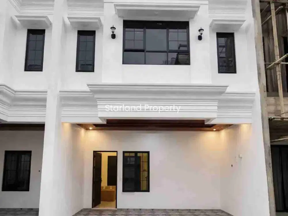 Rumah 2 lantai klasik modern lokasi strategis diarea Bintaro