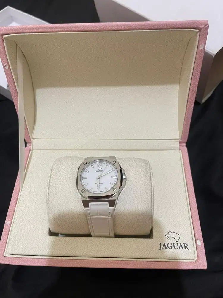 jam tangan jaguar woman
