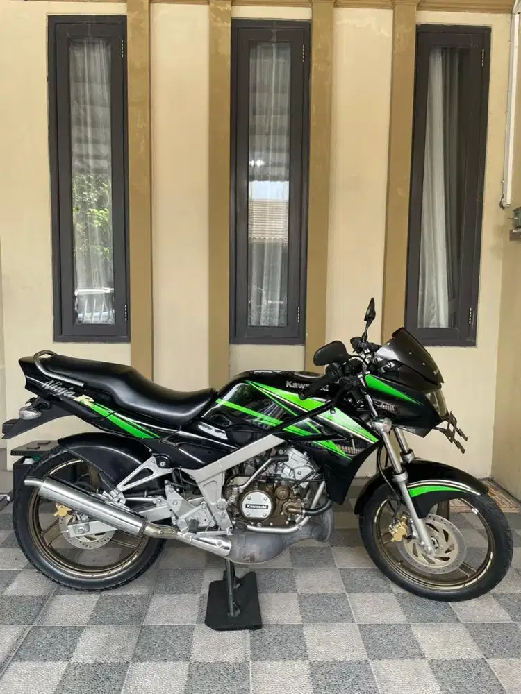 Ninja R Limited Edition 2015