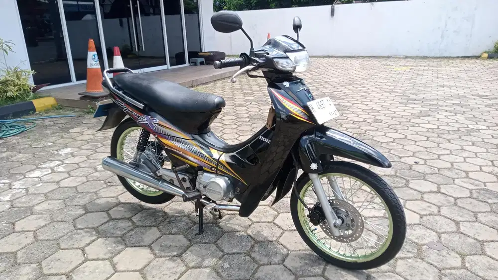 Supra Th 2002 Istimewa