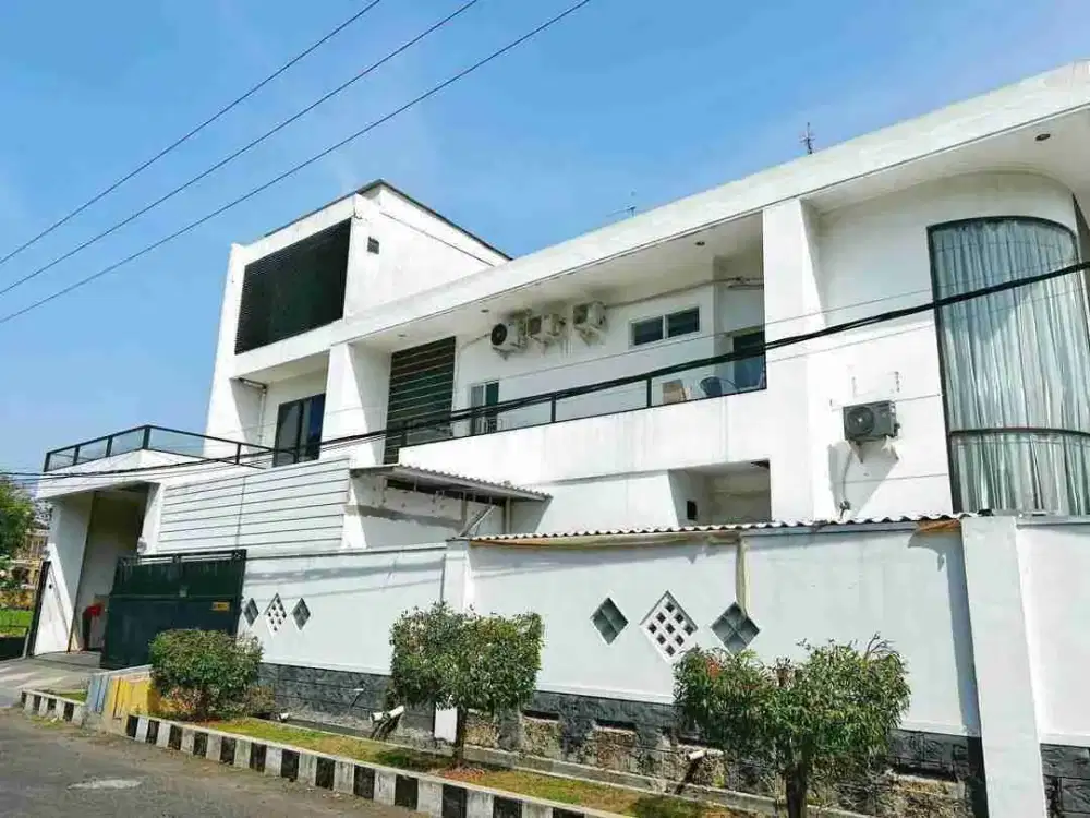 LUAS HOOK‼️Dijual Rumah Dharmahusada Indah