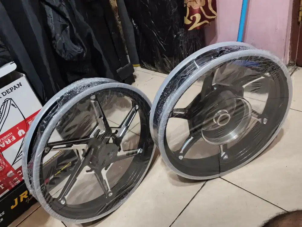 Velg CT CNC untuk vario 125/150