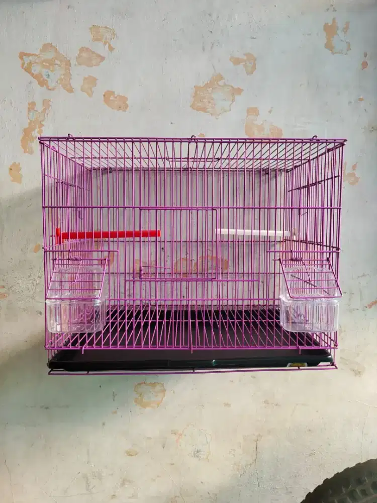 Dijual Kandang burung finch / kenari merek octagon 313