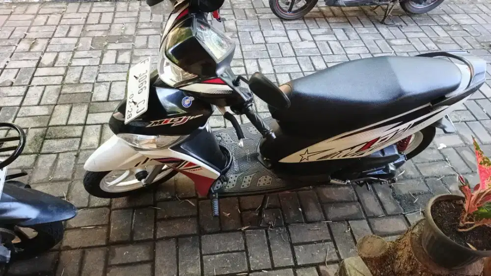 Motor mio j  2013