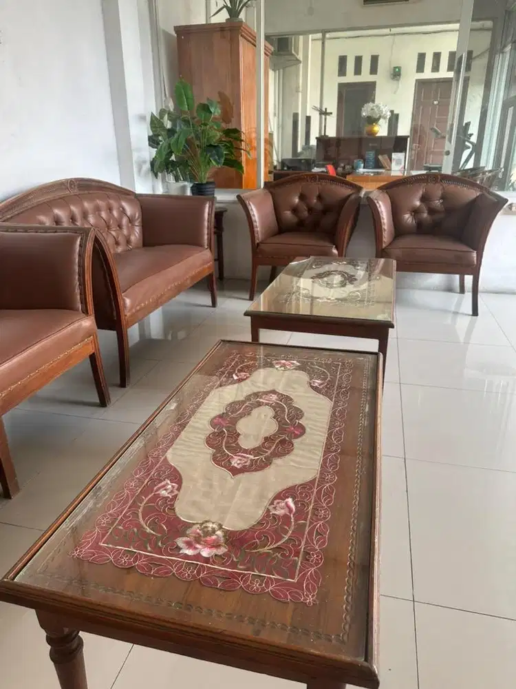 Membutuhkan Cleaning Servise Perempuan