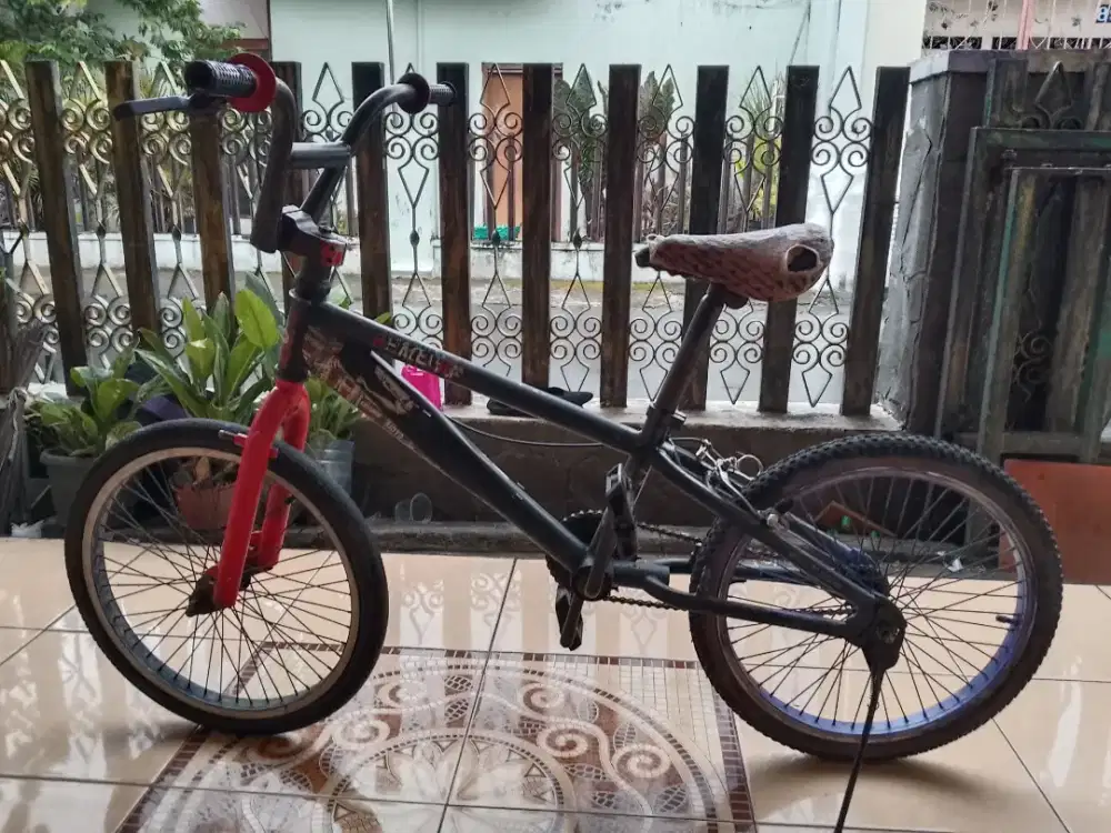 Sepeda bmx ring 20