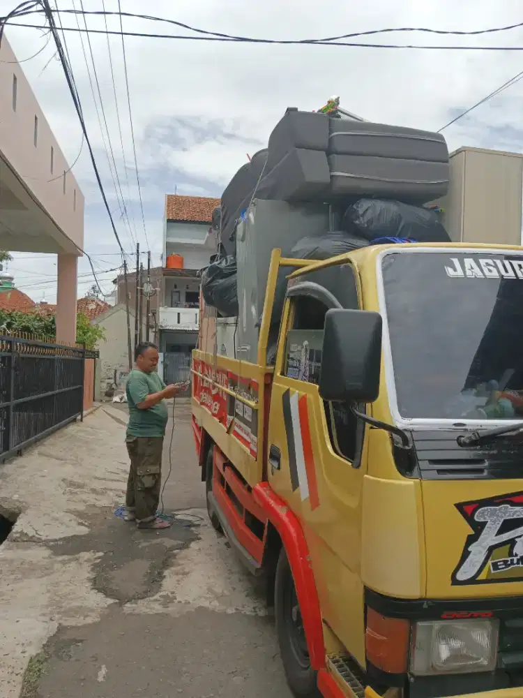 JASA ANGKUTAN PINDAHAN RUMAH