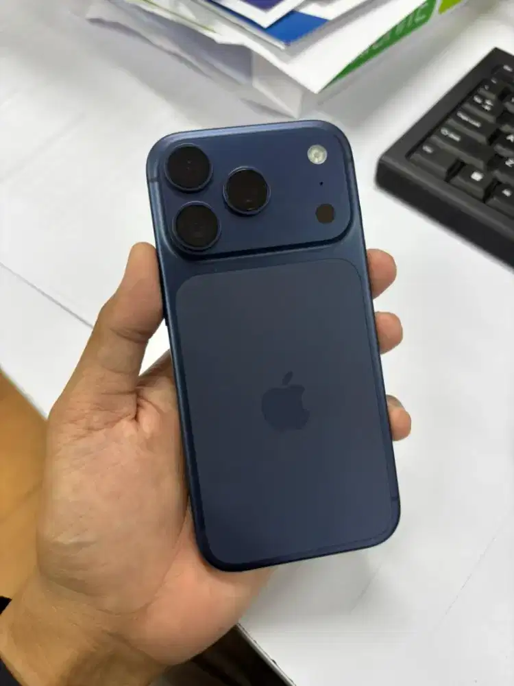 Iphone 17 pro 256gb ibox istimewa baru 3 minggu pakai