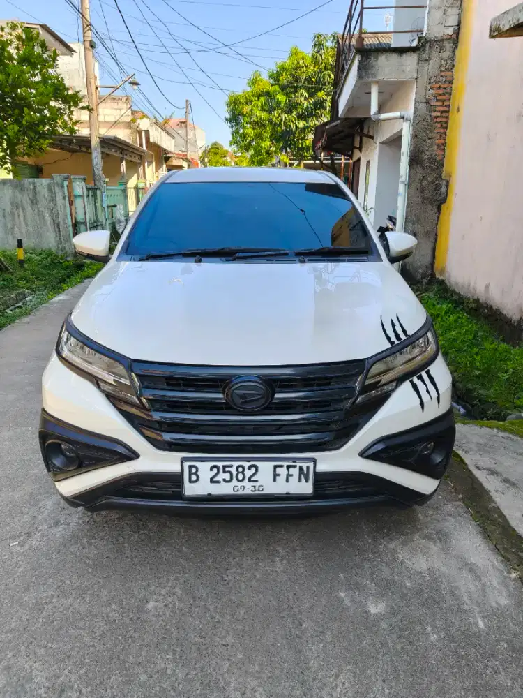 Dijual Daihatsu Terios 1.5 X M/T tahun 2020 warna putih