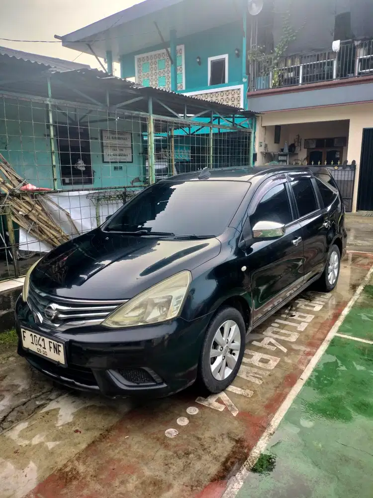 Nissan Grand livina 2014 Bensin