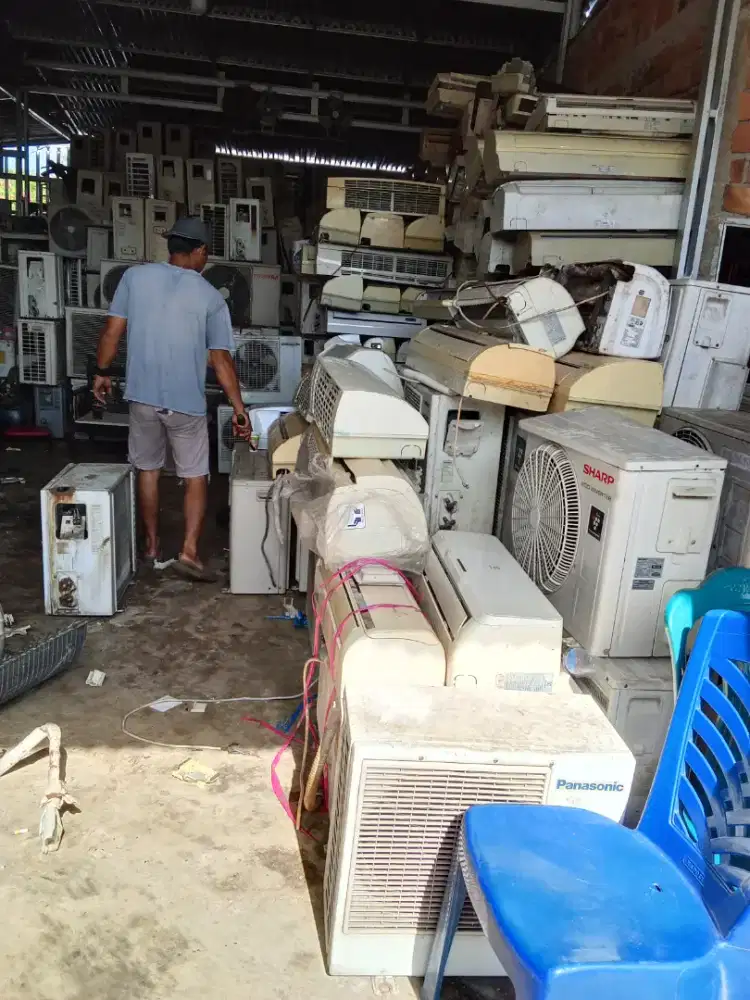 Terima AC bekas rusak