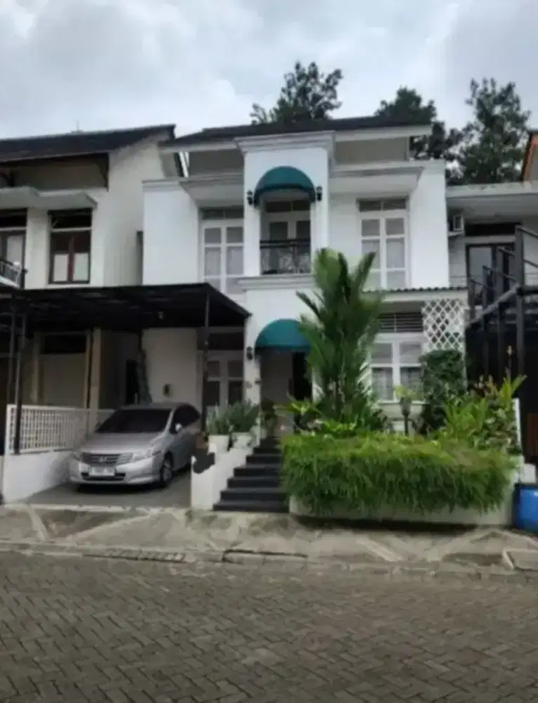 Jual rumah Danau Bogor Raya lt144