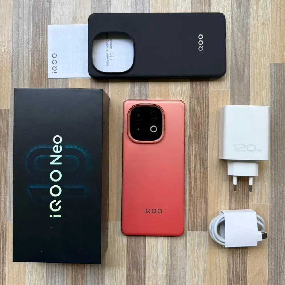 Iqoo neo 10 8/256 fullset BH 100