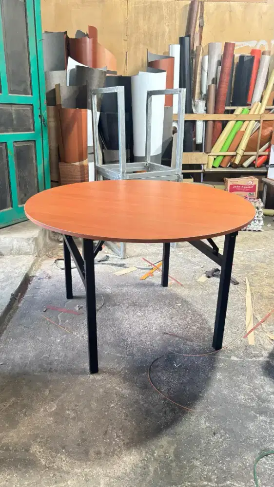 Meja Lipat Bundar
