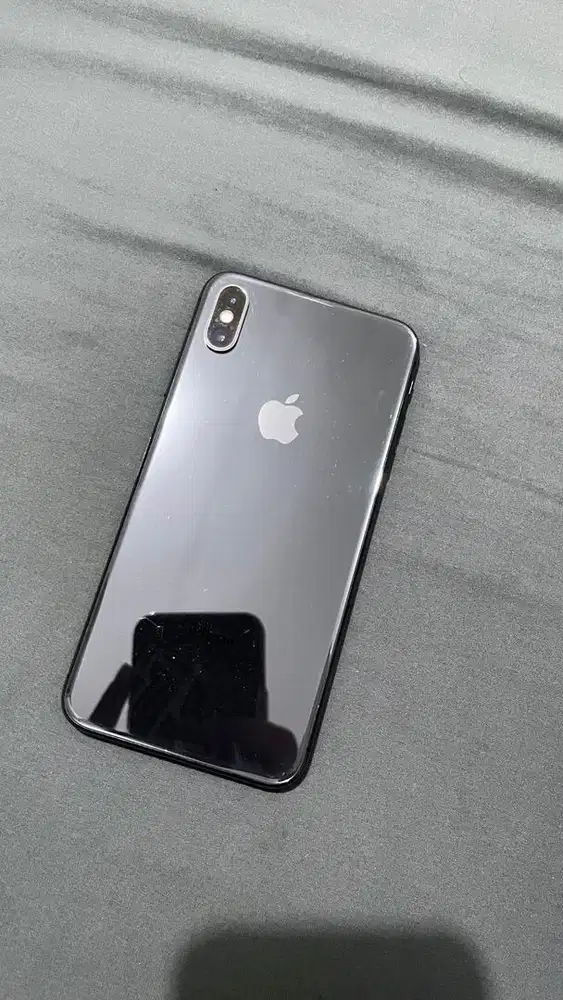 Iphone XS MAX 256 GB hitam