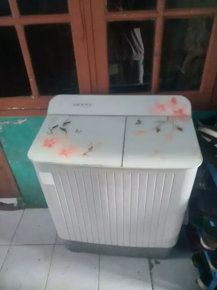 Mesin cuci 2 tabung
