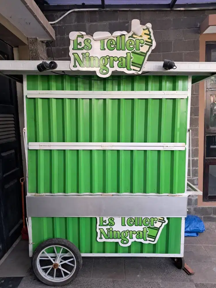 Dijual gerobak kontainer untuk usaha UMKM kondisi sangat bagus