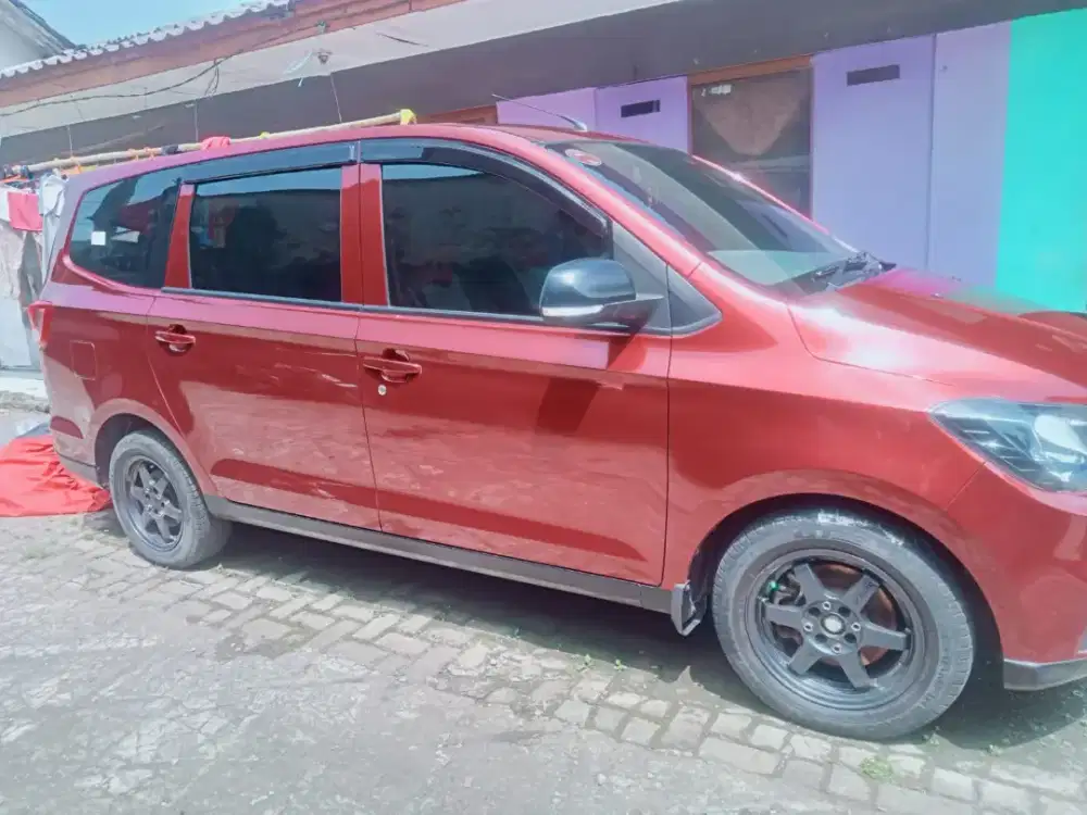 Dijual mobil wuling