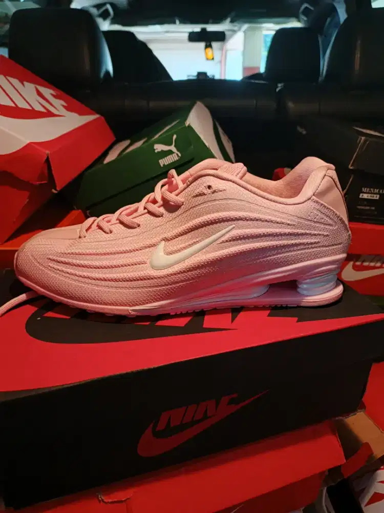 Sepatu Nike Shox