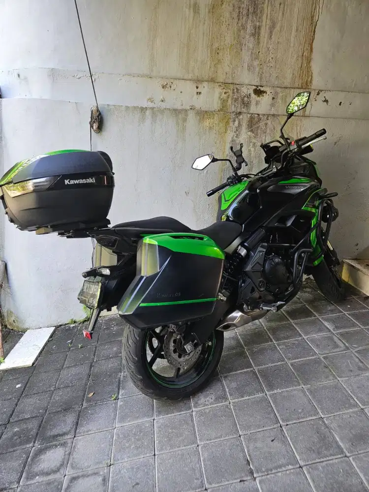Versys 650 Hijau Langka – Low KM + Full Aksesoris