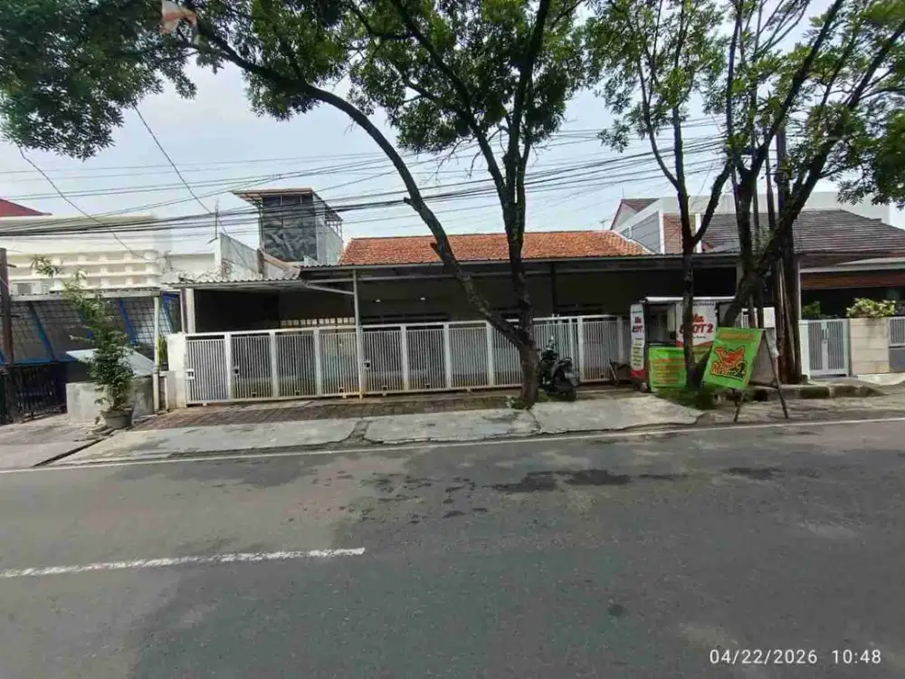 Rumah Strategis di Karawitan Raya Turangga – Cocok untuk Cafe/Kantor/Guest House