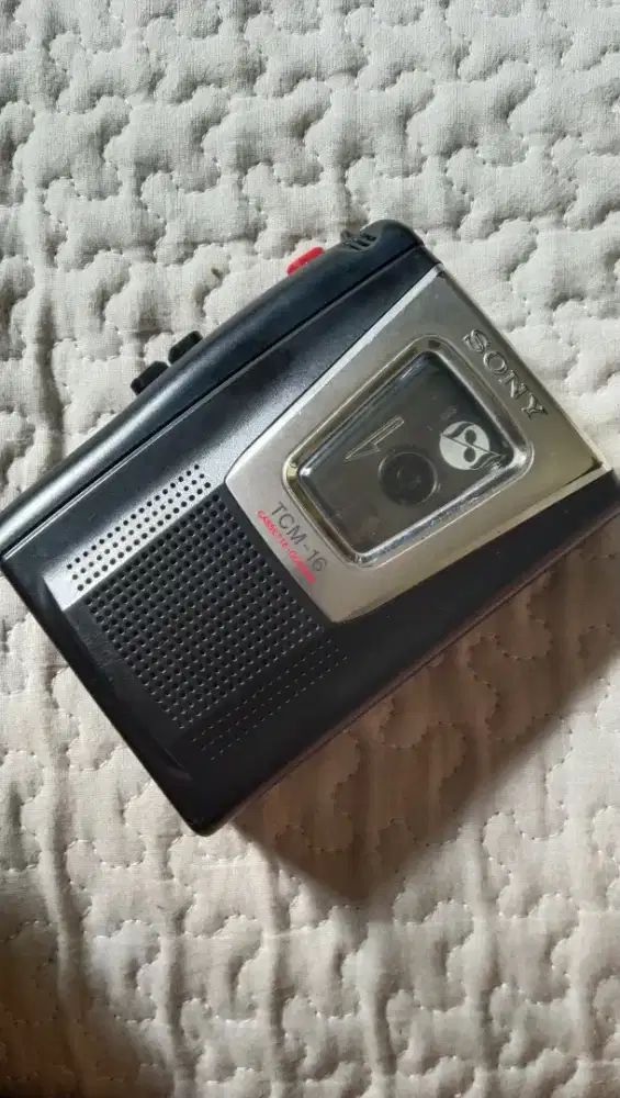 Walkman Sony kondisi normal