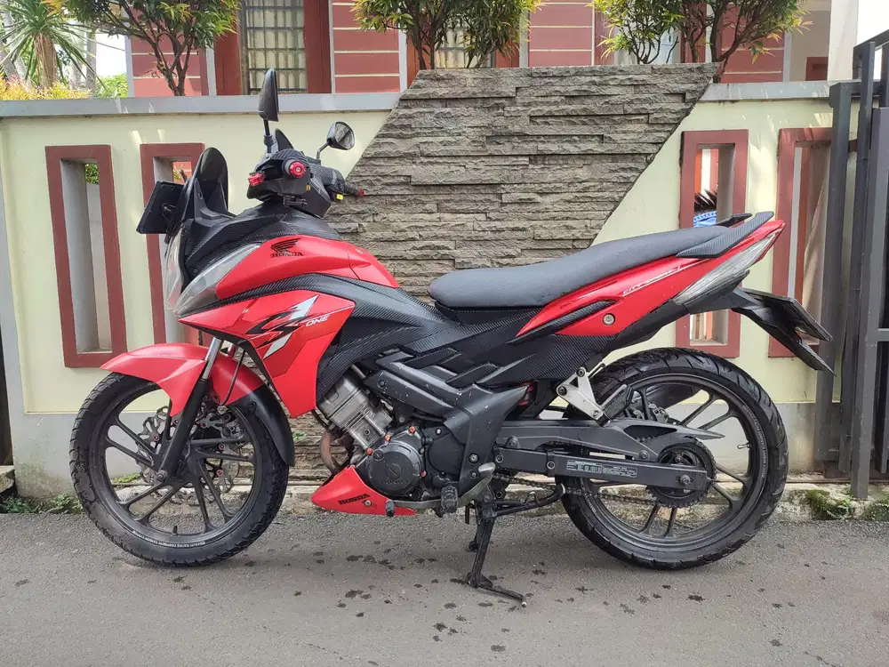 CS 1 / CS ONE TAHUN 2009 MARKOTOP