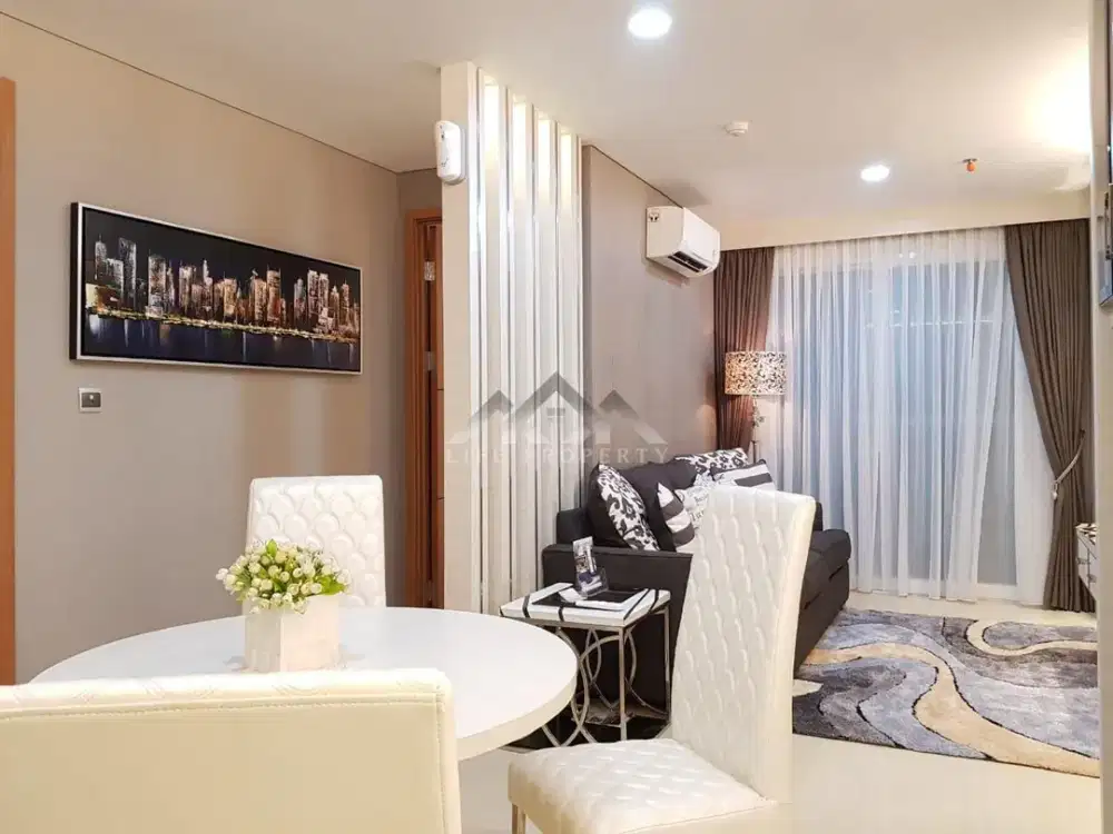 Apartment The Reiz Condo