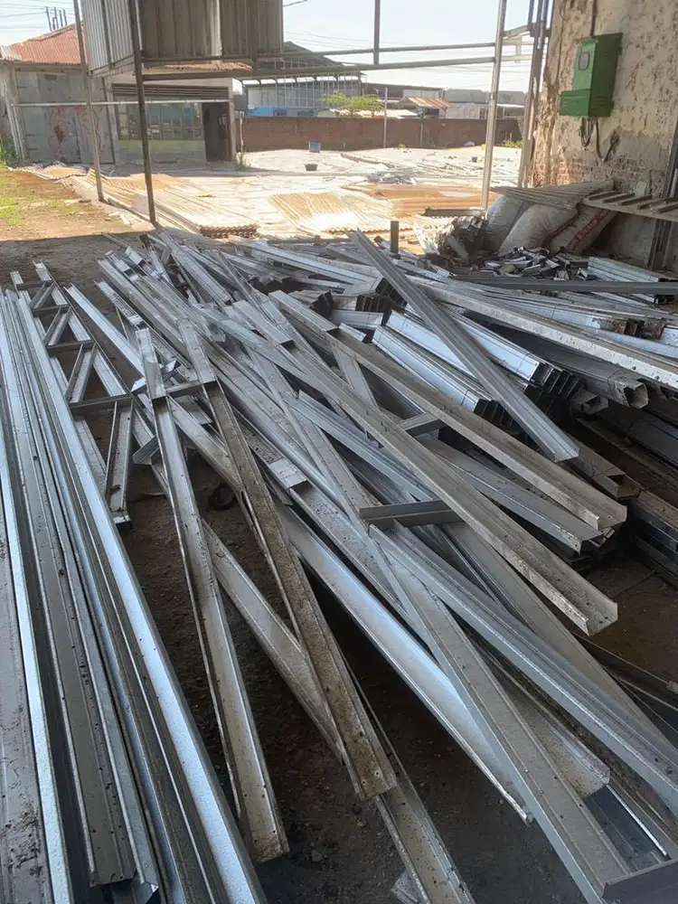 Baja ringan bekas 0,75