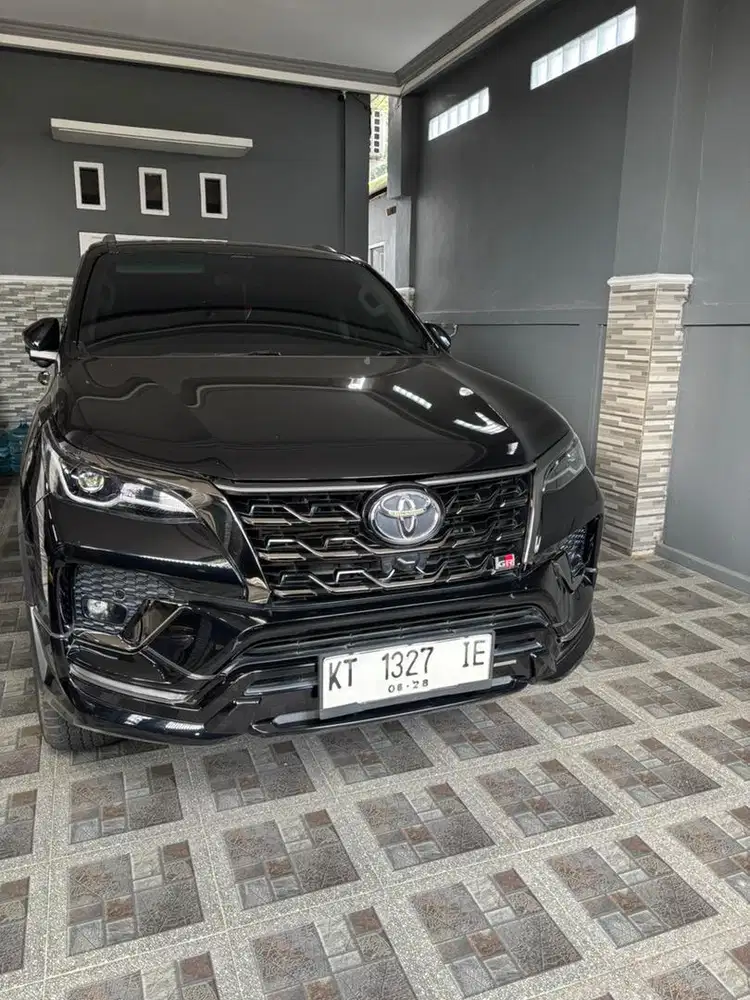 Di jual fortuner GR 2.8 sport