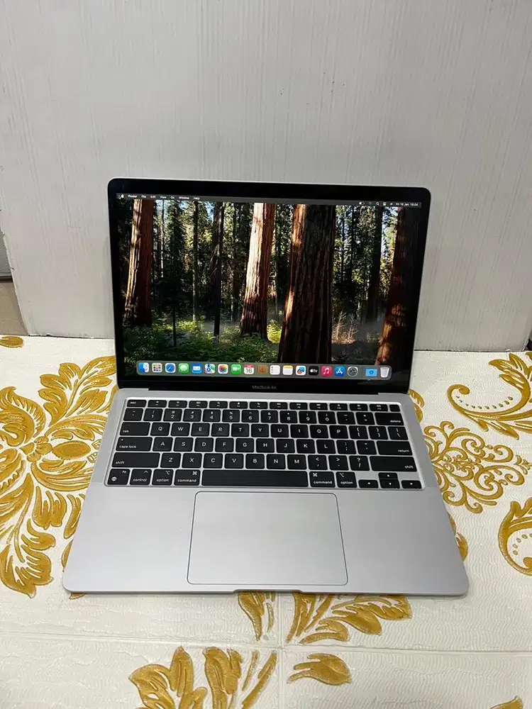 Macbook Air 13 inch M1 8/512GB Second Mulus Original