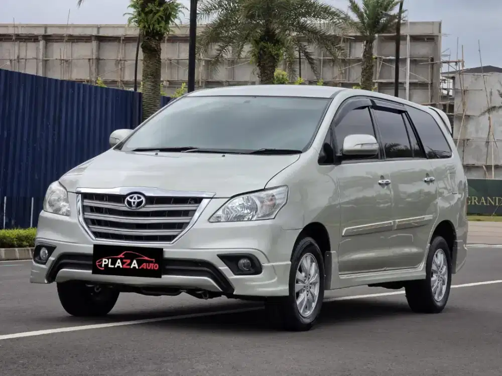 Toyota Kijang Innova 2014
G Lux 2.0 Automatic
Captain seats