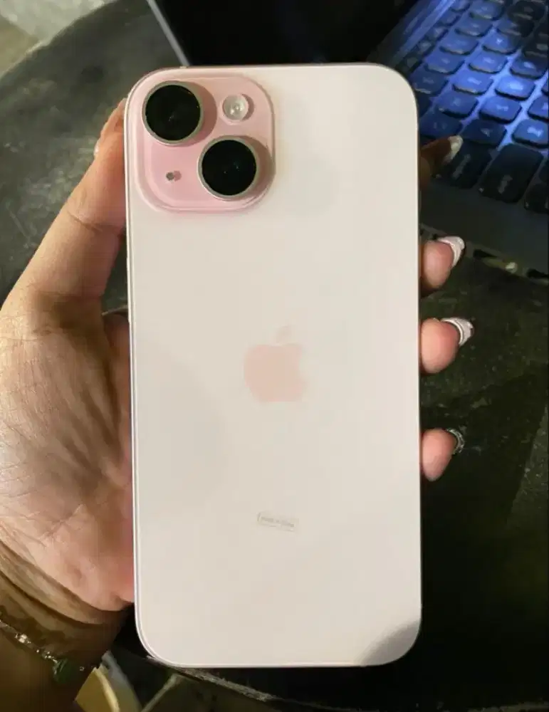 iPhone 15 pink iBox 128gb original 
Kelengkapan fullset