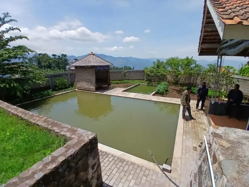 RUMAH VILLA SIAP HUNI CIMAUNG BANJARAN