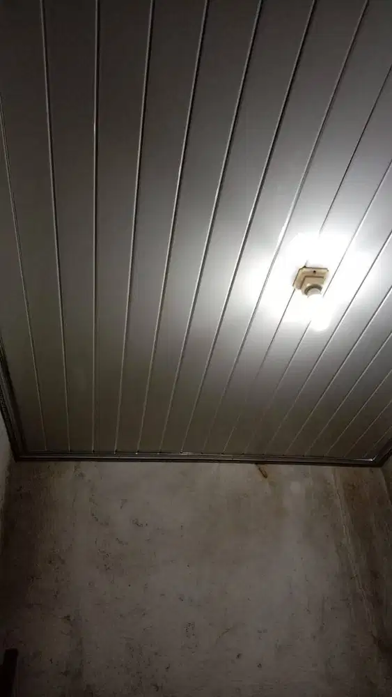 Pasang Partisi Aluminium Alumunium Plafon Gypsum PVC WPC KACA