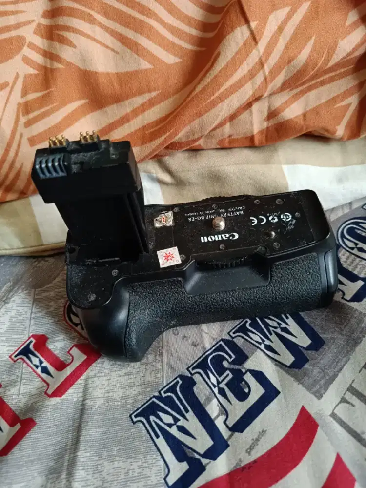 Dijual Battery Grip for Canon BG E8