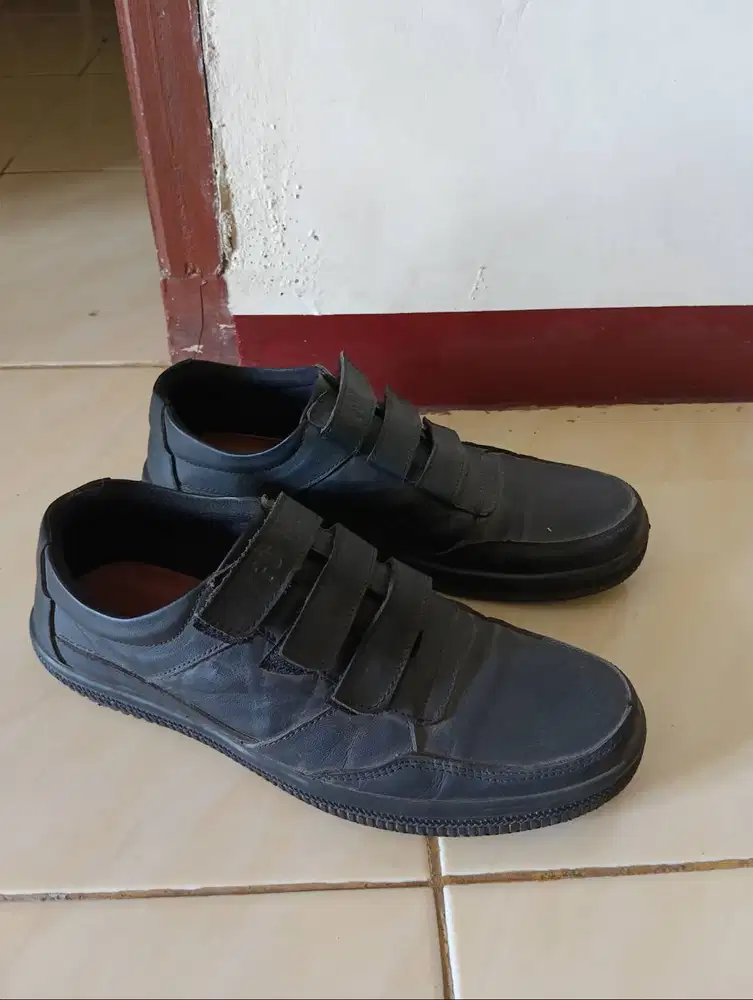 Sepatu semi formal Fordza