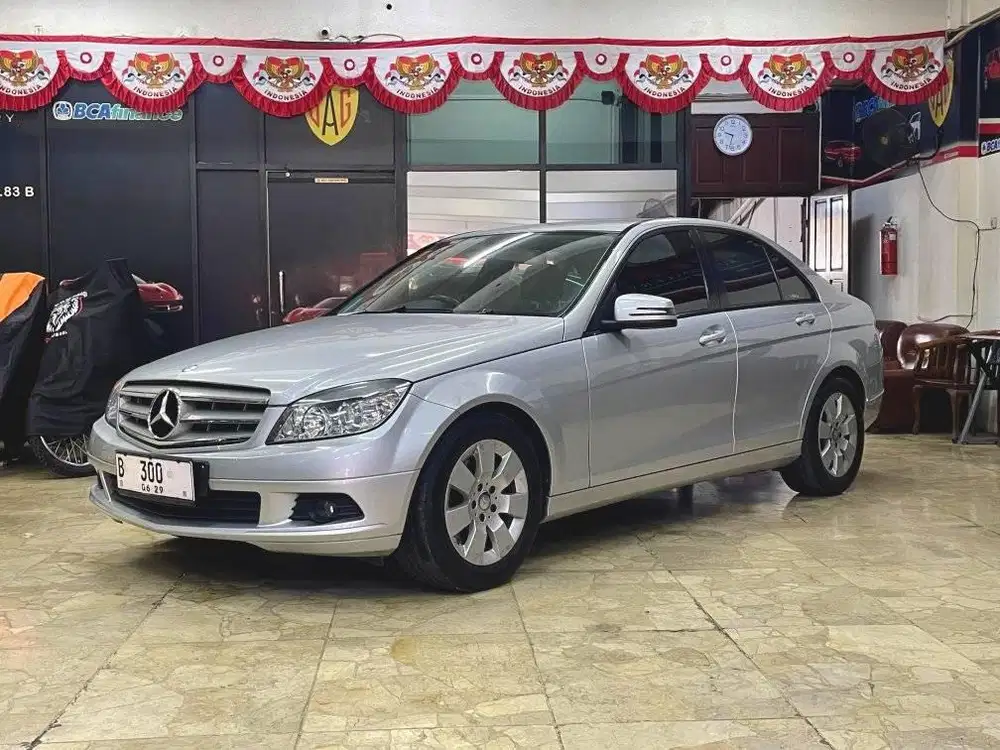 RARE C200 CGI 2009 SILVER LIMITED