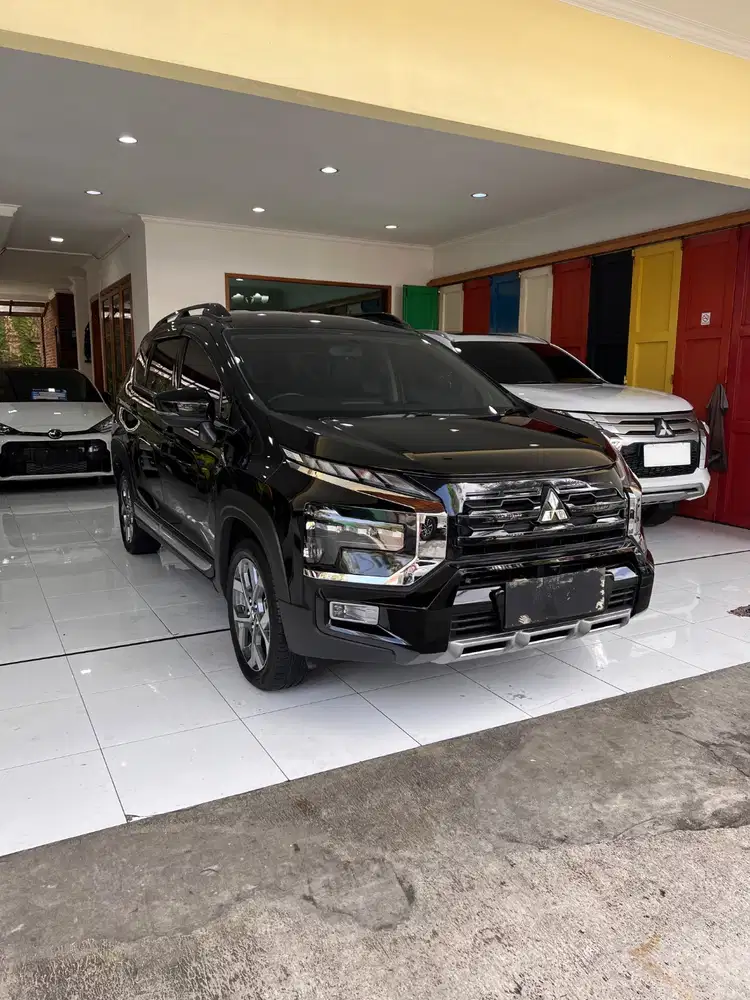 XPANDER CROSS (LIKE NEW)