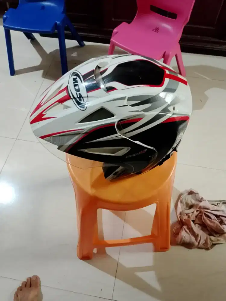 Dijual helm MDS