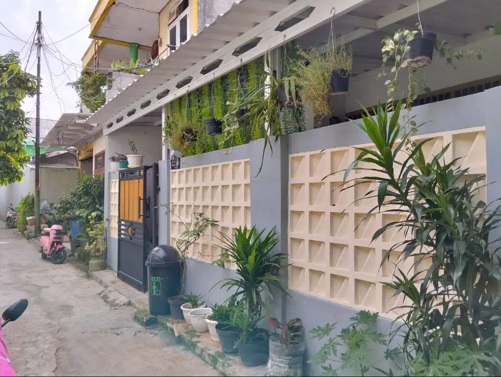 Rumah Second, Kota Bekasi, Bebas Banjir, Dekat LRT