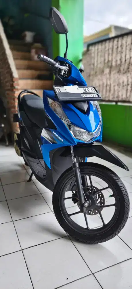 Honda Beat 2023 biru hitam