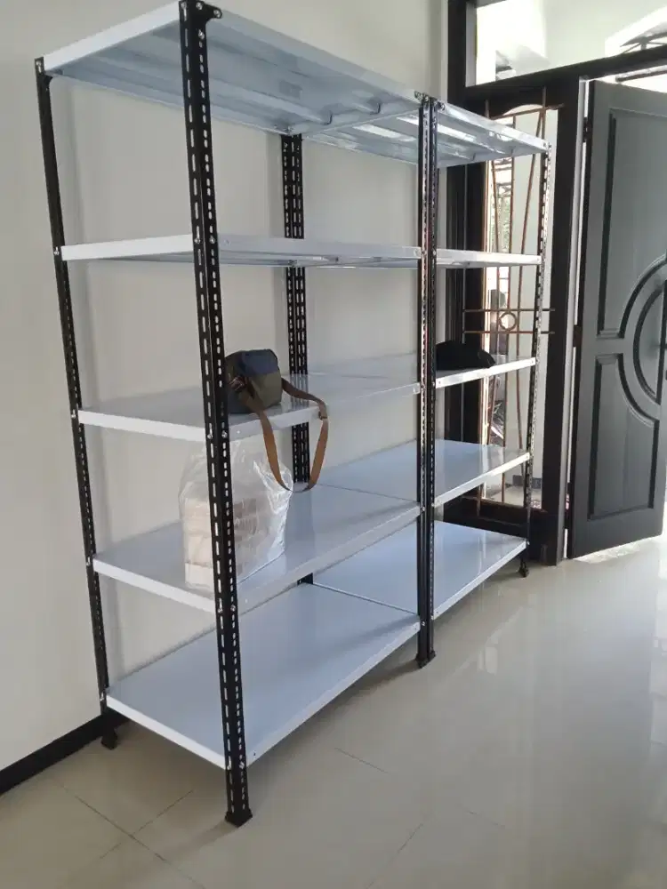 RAK BESI SUSUN RAK GUDANG BONGKAR PASANG